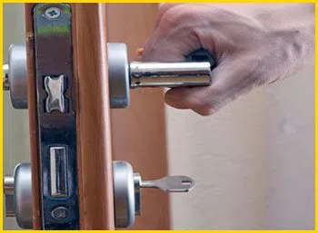 Metro Locksmith Services Orlando, FL 407-552-4005 Metro Locksmith Services Orlando, FL 407-552-4005 - 7-lock-installation